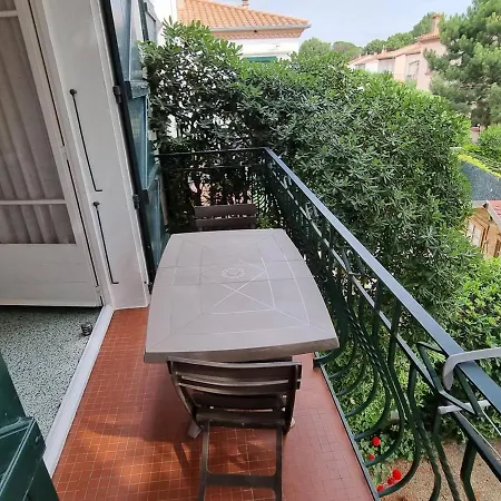 Confortable A 2 Pas De La Avec Balcon - - Fr-1-388-209 דירה *