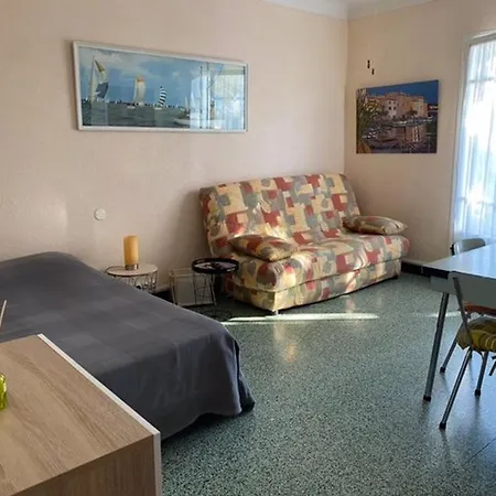 דירה Confortable A 2 Pas De La Avec Balcon - - Fr-1-388-209